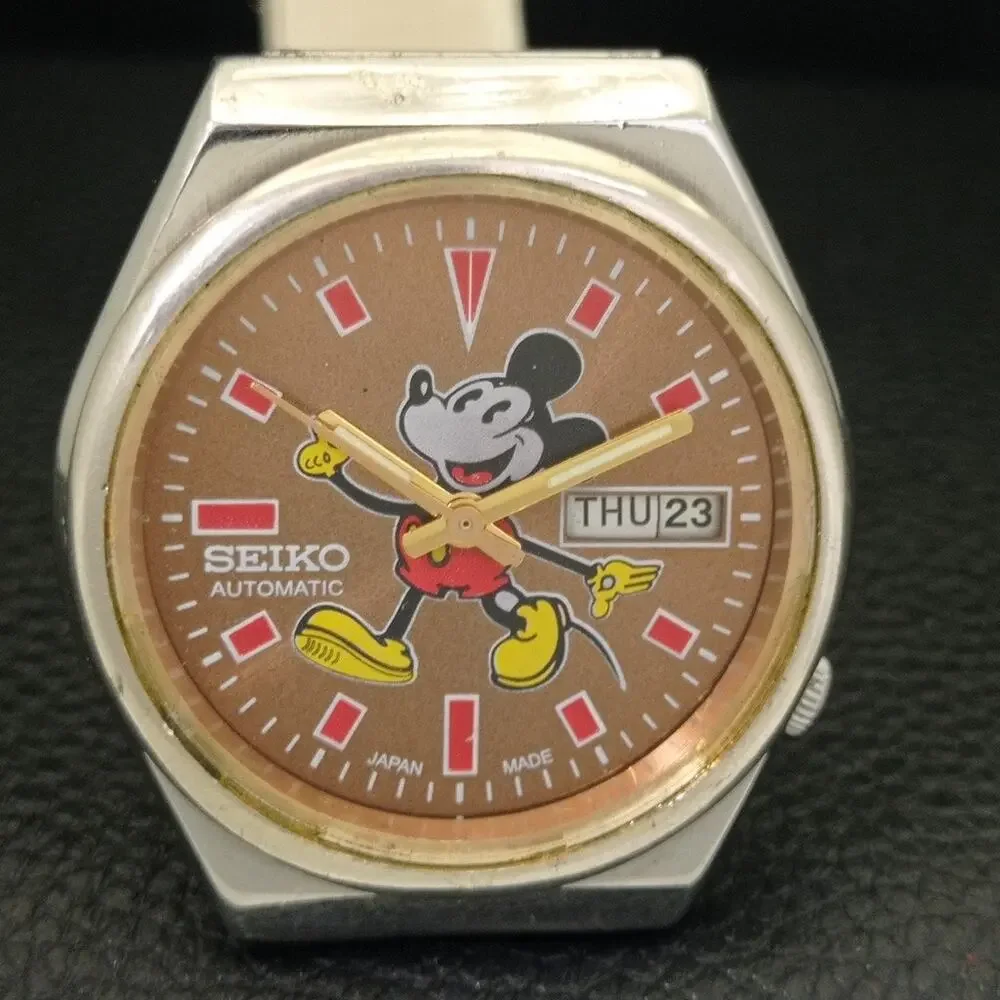 Vintage 1974 Disney Seiko Automatic Mens Silver Watch W/daydate & Mickey accents - Picture 4 of 10